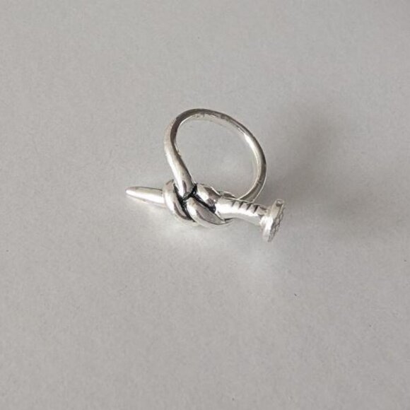 Silver nail knot ring - Picture 1 of 3